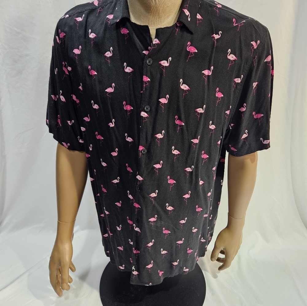 Hollister Mens Hawaiian Shirt X-Large Black Button Up Short Sleeve Flamingos